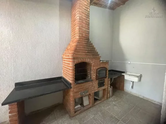 Imagem Residência na Praia Grande, com 3 quartos, sendo 1 suíte, e churrasqueira.