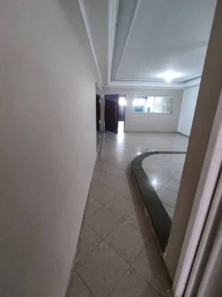 Imagem Sobrado para Locação em Santo André - Conforto, Espaço e Excelente Local.