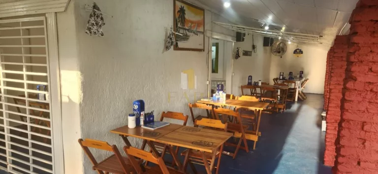 Imagem Restaurante e moradia na BR 101 Pedras de Fogo