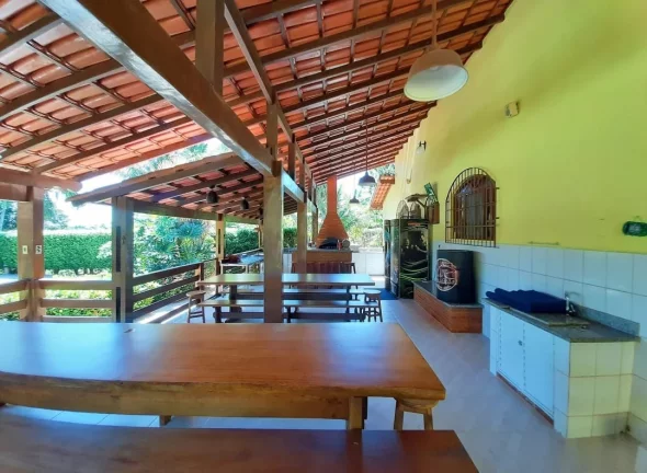 Imagem Chácara, 15.000 mts2, 03 Quartos, Sala Ampla, Piscina, Sauna, Lagoa Dourada, Guarapari - ES