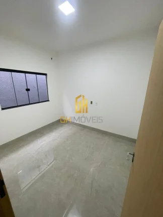 Imagem Casa 3 quartos, Mansões Paraiso, 450.000,00

A casa possui:

- Sala;
- 3 quartos, sendo 1 suite;
- ...