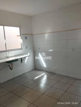 Imagem Casa com 2 dormitórios à venda por R$ 185.000,00 - Jardim Europa - Itumbiara/GO