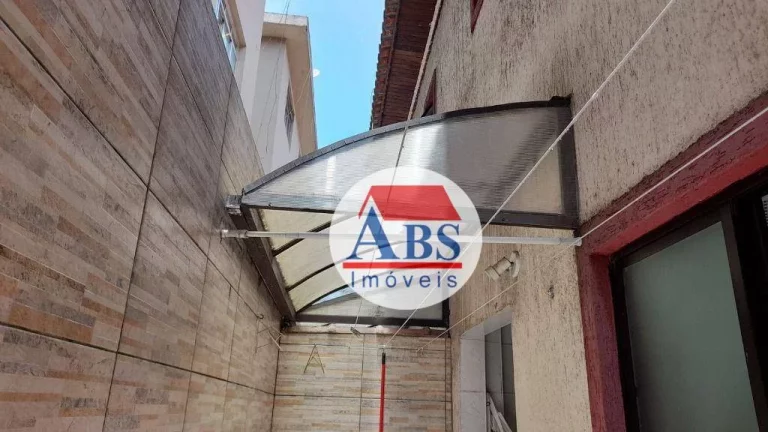 Imagem Sobrado com 2 dormitórios à venda, 68 m² por R$ 220.000,00 - Parque São Vicente - São Vicente/SP
