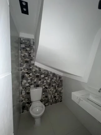 Imagem Sobrado de Condomínio com 2 dorms, Boqueirão, Praia Grande - R$ 355 mil, Cod: 2111