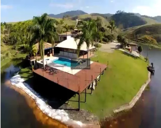 Imagem MARAVILHOSA FAZENDA PORTEIRA FECHADA REGIÃO CAÇAPAVA 120 KM SP 60 ALQUEIRES CASA PRINCIPAL 850,00 SUÍTE HIDRO CASA LAGO 150,00 M DECK PISCINA