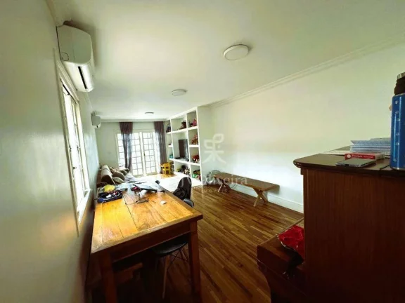Imagem Sobrado com 4 dormitórios à venda, 195 m² por R$ 830.000,00 - Vila Sônia - São Paulo/SP
