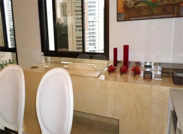 Imagem Cobertura à venda com 3 quartos, sendo 2 suítes, no condomínio Emerald Hills, São Paulo - SP
