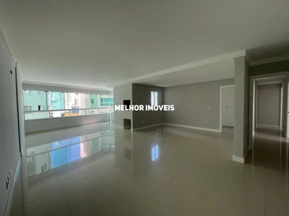 Imagem Apartamento Garden á venda com 3 Suítes mobiliado e decorado em Balneário Camboriú