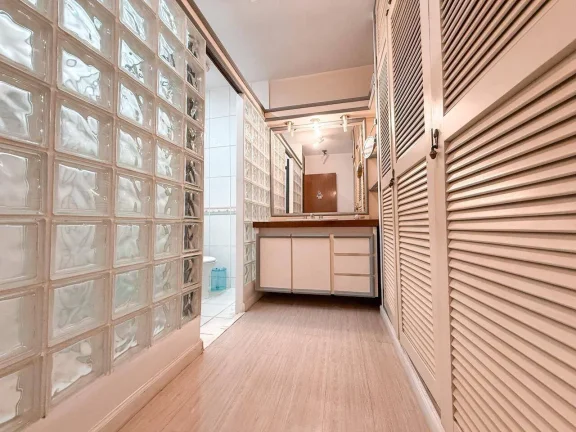 Imagem Casa 4 quartos à venda, 713 m² por R$ 4.800.000 - Jardim Mediterrâneo - Cotia/SP