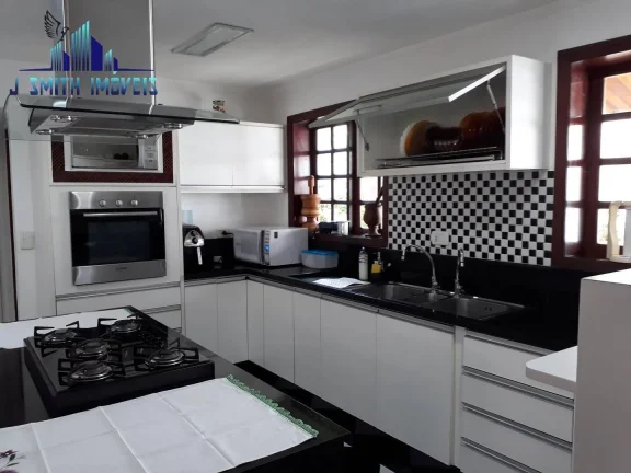Imagem CASA NOBRE, 191m², ÓTIMOS ACABAMENTOS, EM CONDOMÍNIO FECHADO, RODOANEL.