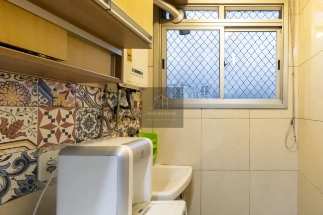 Imagem Apê Reformado 2 dorm 1 vg perto metro