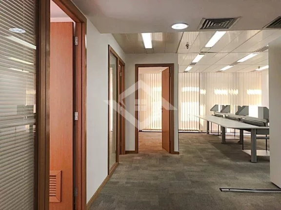 Imagem Centro Aluga-se Andar Exclusivo Mobiliado 242m2