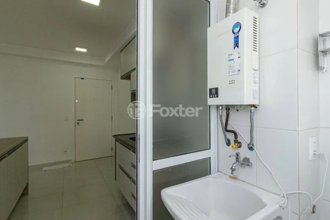 Imagem Apartamento Marquês de São Vicente - 70M², 2 Dorms, 1 Suíte, 2 Vagas Demarcadas, Varanda, Churrasqueira, Salão de Festas e Jogos, Gerador, Piscina.