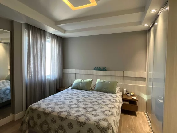 Imagem Apartamento duplex finamente mobiliado 3 suítes e 2 vagas no Centro de Balneário Camboriú/SC