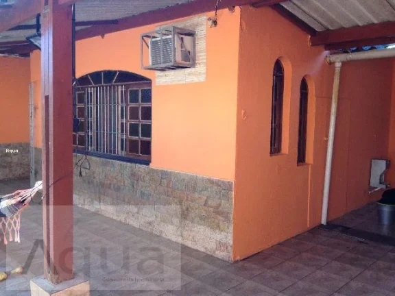 Imagem Casa para Venda em Itanhaém, Jardim São Fernando, 3 dormitórios, 1 suíte, 3 banheiros, 5 vagas