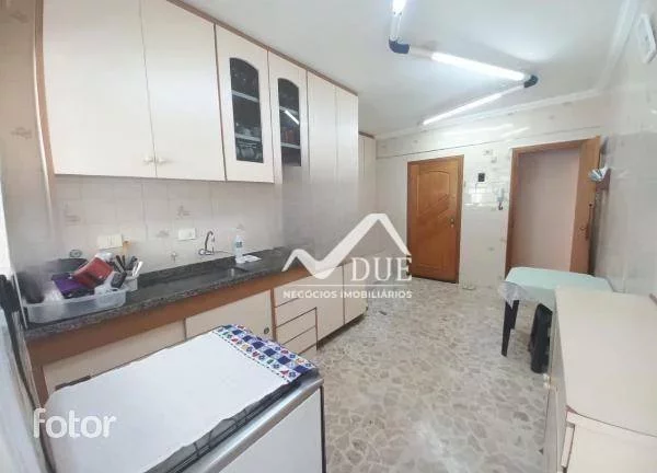 Imagem Apartamento de 2 dormitórios com dependência completa no Bairro do Boqueirão em Santos.