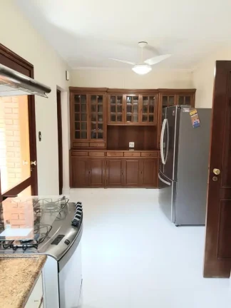Imagem Casa no Res. ALPHA 1 - 650m²