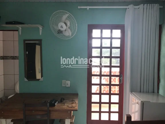 Imagem Vende-se Hospedagem com 15 Suítes, 5 Quartos, Energia Solar, Depósito, Equipamentos Completos, 40 Beliches e Excelente Infraestrutura