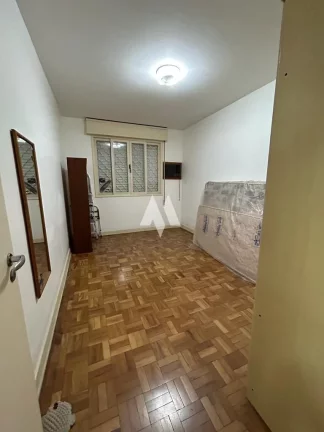 Imagem Sobreposta Térrea com 03 dormitórios sendo 01 suíte em Santos