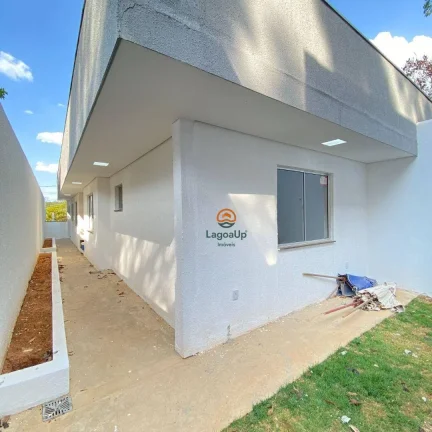 Imagem Casa com 3 dormitórios à venda, 90 m² por R$ 570.000,00 - Portal do Sol - Lagoa Santa/MG
