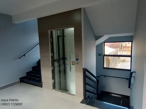 Imagem Apartamento 2 dormitórios - Junto a Centro comercial - Disponível para locação em Peruíbe.
