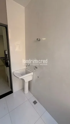 Imagem Casa geminada nova na Zona Norte de Londrina com 3 dormitórios (1 suíte), sala aconchegante, cozinha funcional e excelente localização próxima a comércios