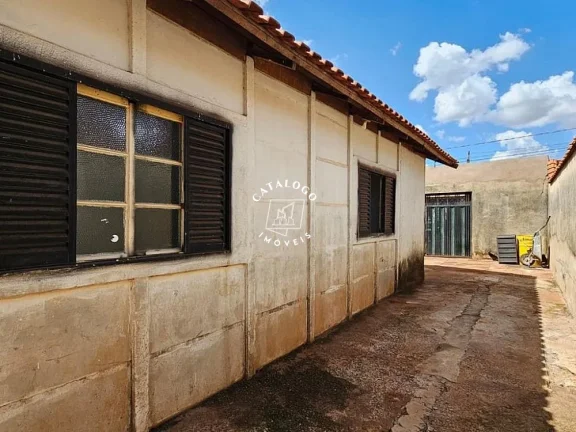 Imagem Casa a Venda no bairro Jardim Orestes Lopes de Camargo - Ribeirão Preto, SP