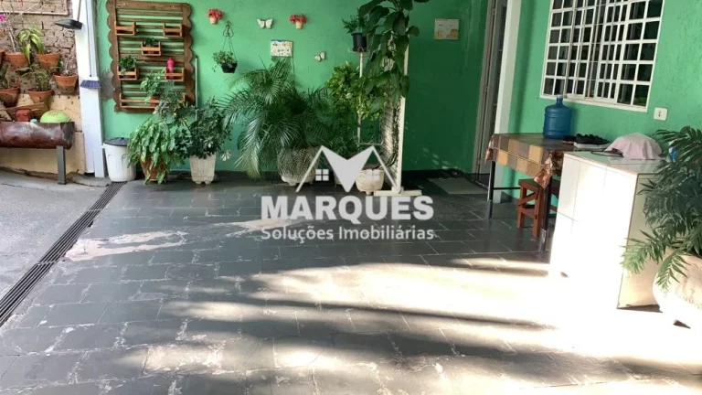 Imagem Casa 3 dorms, c/ 1 salão Comercial 35m2 na frente