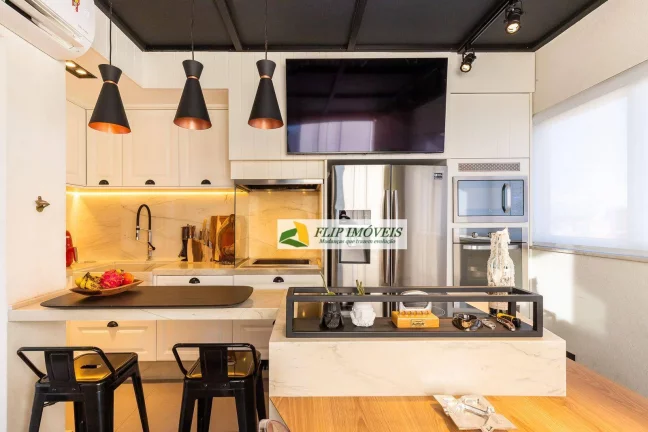 Imagem Cobertura duplex mobilhad para venda com 108 metros quadrados com 1 quarto em Cambuí - Campinas - SP