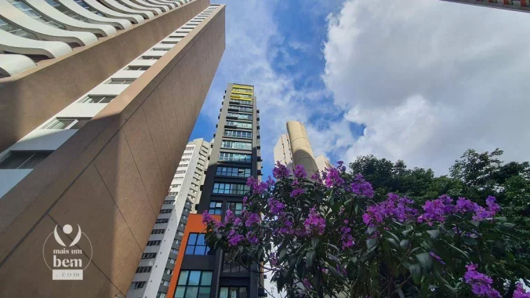 Imagem Ampla sala comercial á venda por R$ 850.000 - Bigorrilho - Curitiba/PR