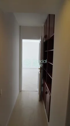 Imagem 101 metros 2 dormitórios 1 suíte dormitório de empregada com banheiro despensa 2 vagas Apartament...