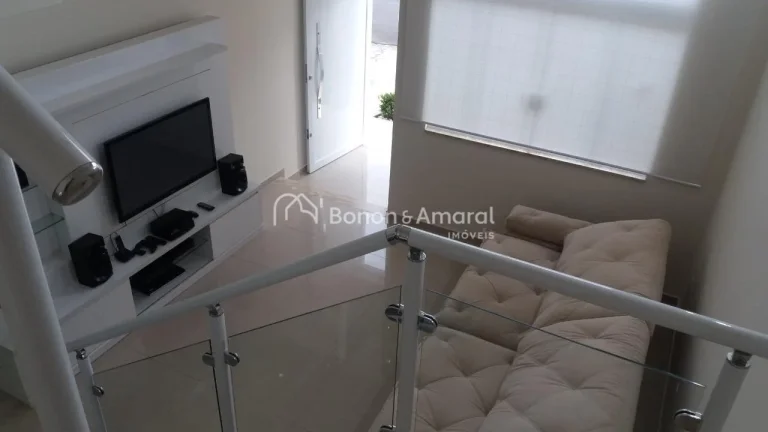 Imagem Este sobrado de 180m² de construção e 300m² de terreno oferece todo o conforto e espaço que sua...