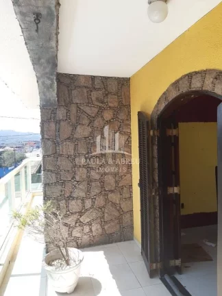 Imagem Linda Casa Principal (+ 2 Casas), 3 Quartos, 3 Banheiros, 2 Salas, Área de Churrasco Grande, 3 Vagas no Jardim Mauá-SP