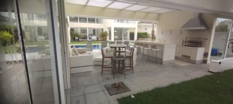 Imagem Casa com 5 Quartos para Alugar, 654 m² em Barra Da Tijuca - Rio De Janeiro