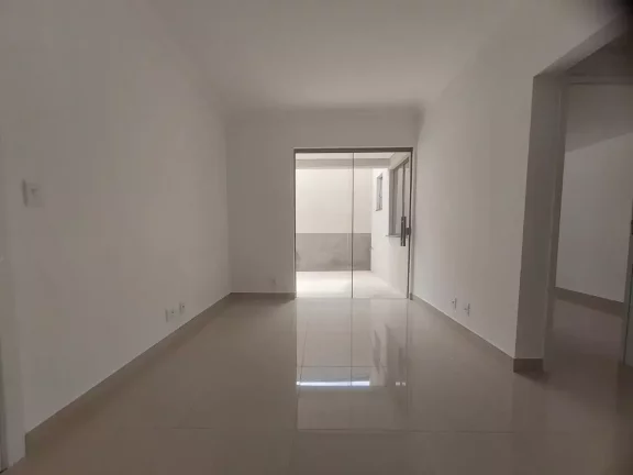 Imagem ELEVADOR+ VARANDA+VAGA COBERTA E DEMARCADA
