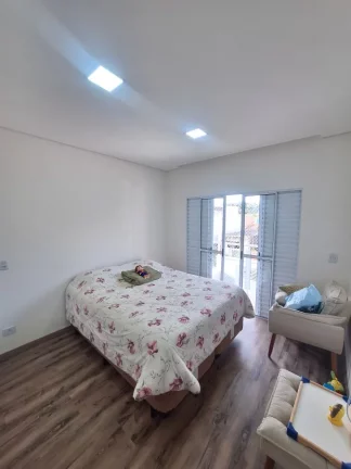 Imagem Casa para Locação em Santana de Parnaíba / SP no bairro Villas do Jaguari