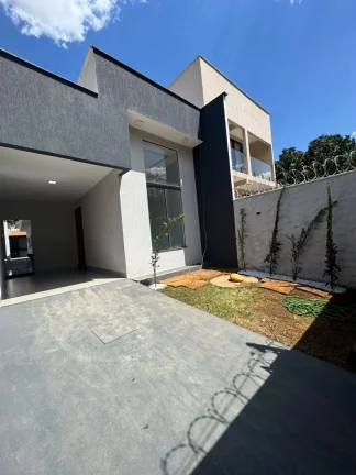 Imagem Casa Sozinha No Lote No Moinho Dos Ventos