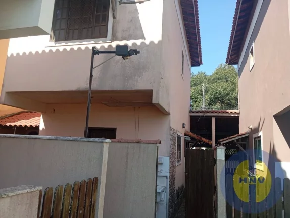 Imagem VENDO DUPLEX DE 2 QUARTOS EM CONDOMINO FECHADO