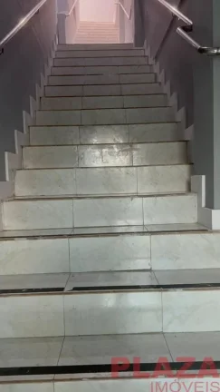 Imagem Ampla Sala | Av dos Estados | Piso superios | 3 Banheiros | Cozinha | Anual | Balneário Camboríu