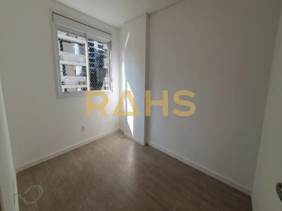 Imagem Ótimo apartamento andar alto, arejado e ótima ventilação com vista para área de preservação p...