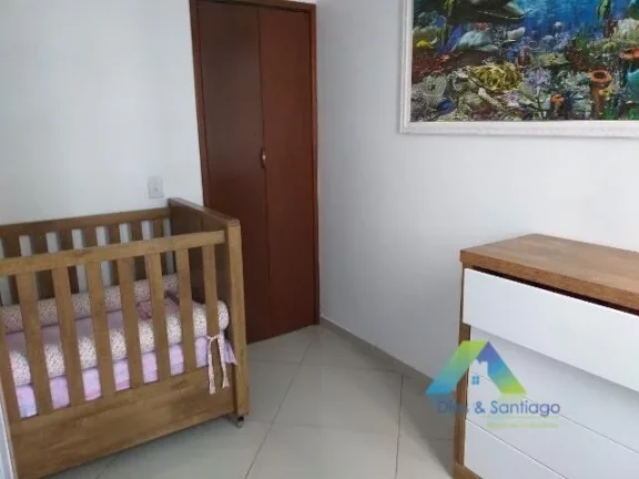 Imagem Lindo Apartamento com 2 dormitórios, 1 vaga excelente localização com facil acesso a comércios e principais avenidas
