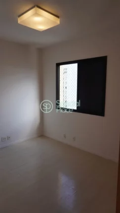 Imagem 101 metros 2 dormitórios 1 suíte dormitório de empregada com banheiro despensa 2 vagas Apartament...