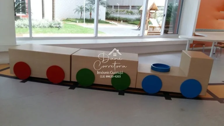 Imagem Apartamento à venda em Guarujá-SP, Vila Alzira: 3 quartos, 1 suíte, 2 salas, 2 banheiros, 2 vagas de garagem, 126m².