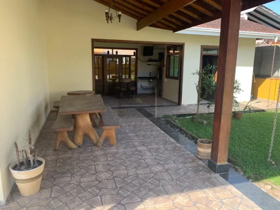 Imagem Casa em Condomínio para Venda em Ubatuba / SP no bairro Horto Florestal