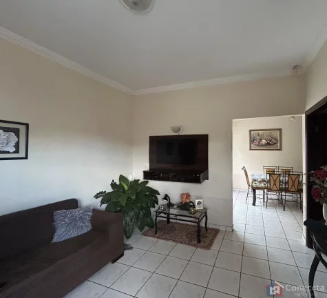 Imagem Casa com Piscina à Venda no Novo Horizonte – 3 Quartos e Espaço Gourmet!