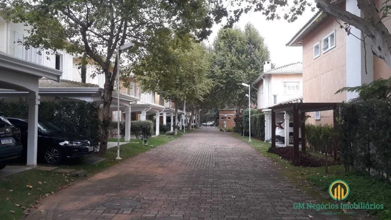 Imagem Linda Casa no cond. Reserva Granja Vianna - Jd. Passargada
