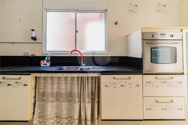 Imagem Casa à venda com 3 quartos, sendo 1 suíte, no condomínio Villa Bella, São Paulo - SP
