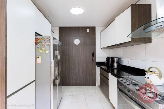 Imagem Casa de 310 m² com e suítes, 6 banheiros, 4 vagas, piscina e infraestrutura.