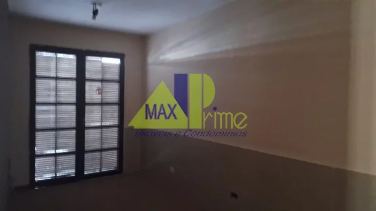 Imagem Aluguel de Casa Espaçosa na Vila Guilhermina, São Paulo-SP: 2 Quartos, 2 Salas, 1 Banheiro, 2 Vagas, 110m².