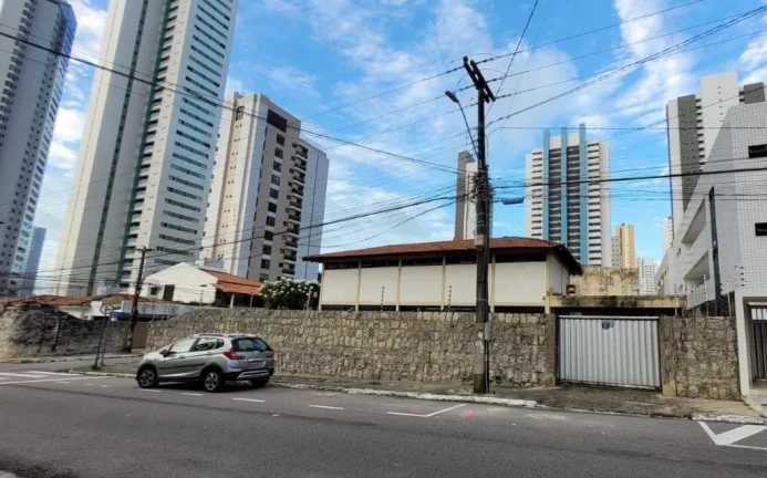 Imagem Casa Duplex dos Seus Sonhos no Jardim Luna – Localização Privilegiada!